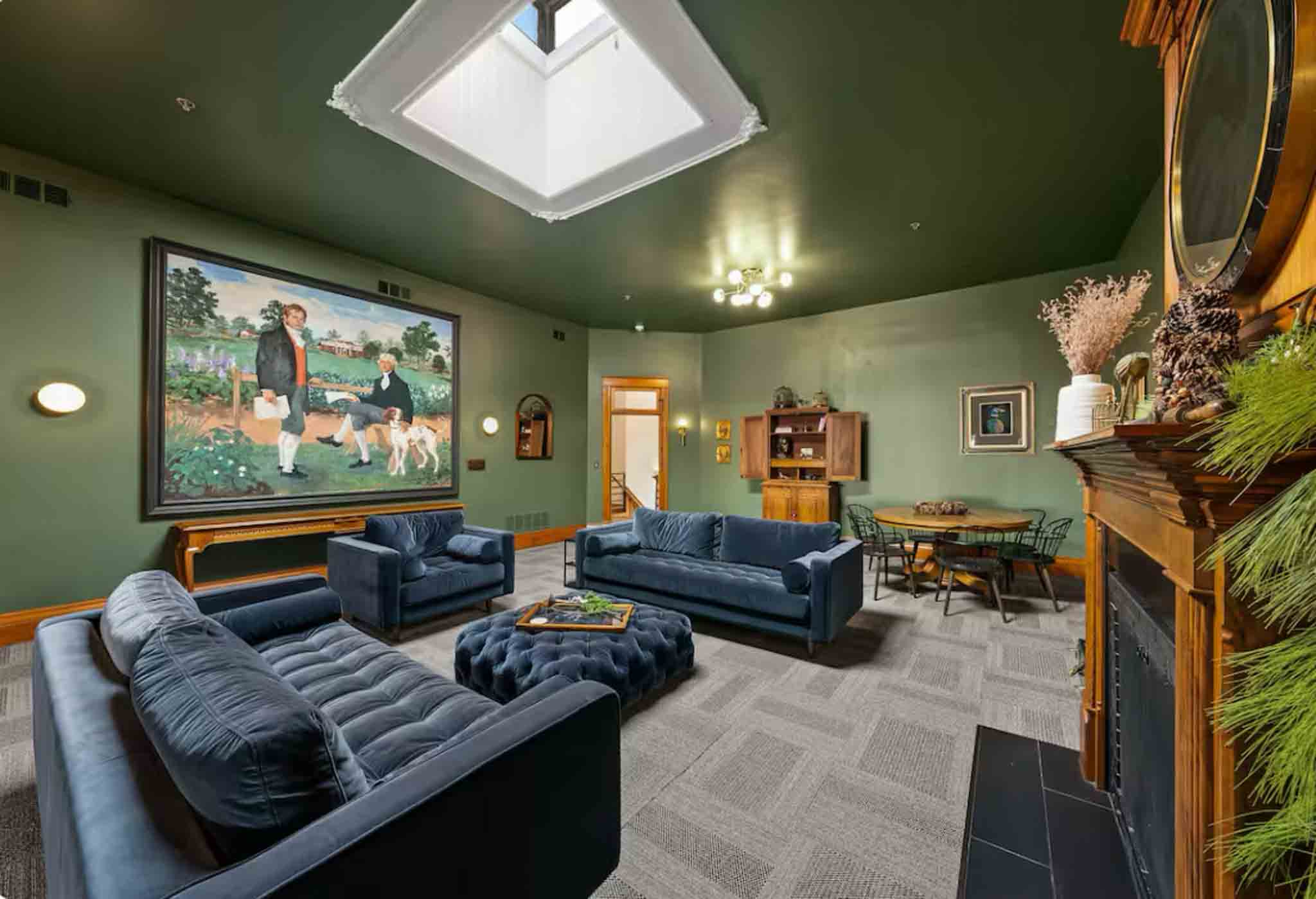 The Bailey Hotel — renovated 1904 boutique B&B overlooking the Humboldt square